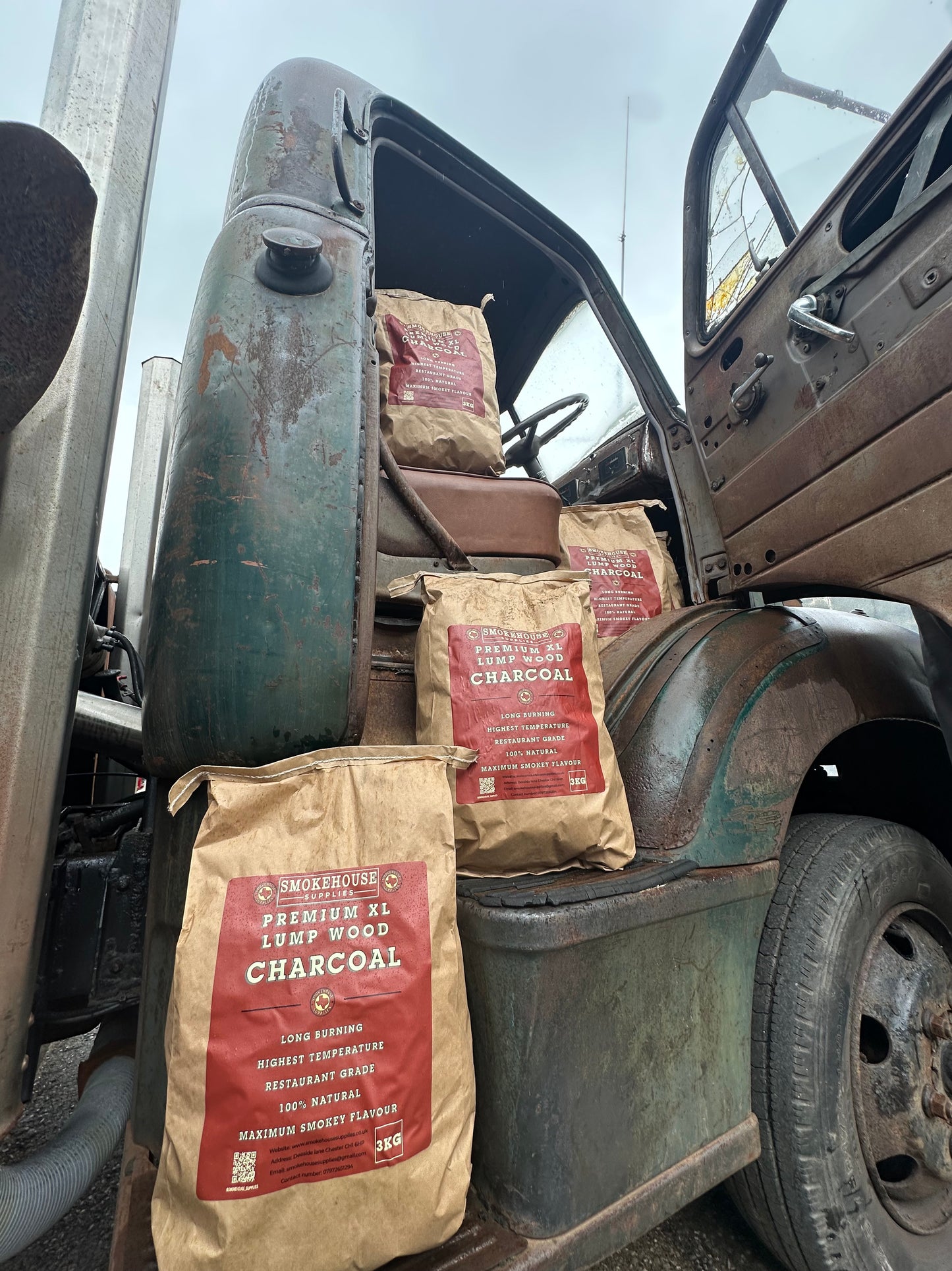 PREMIUM XL LUMP WOOD CHARCOAL