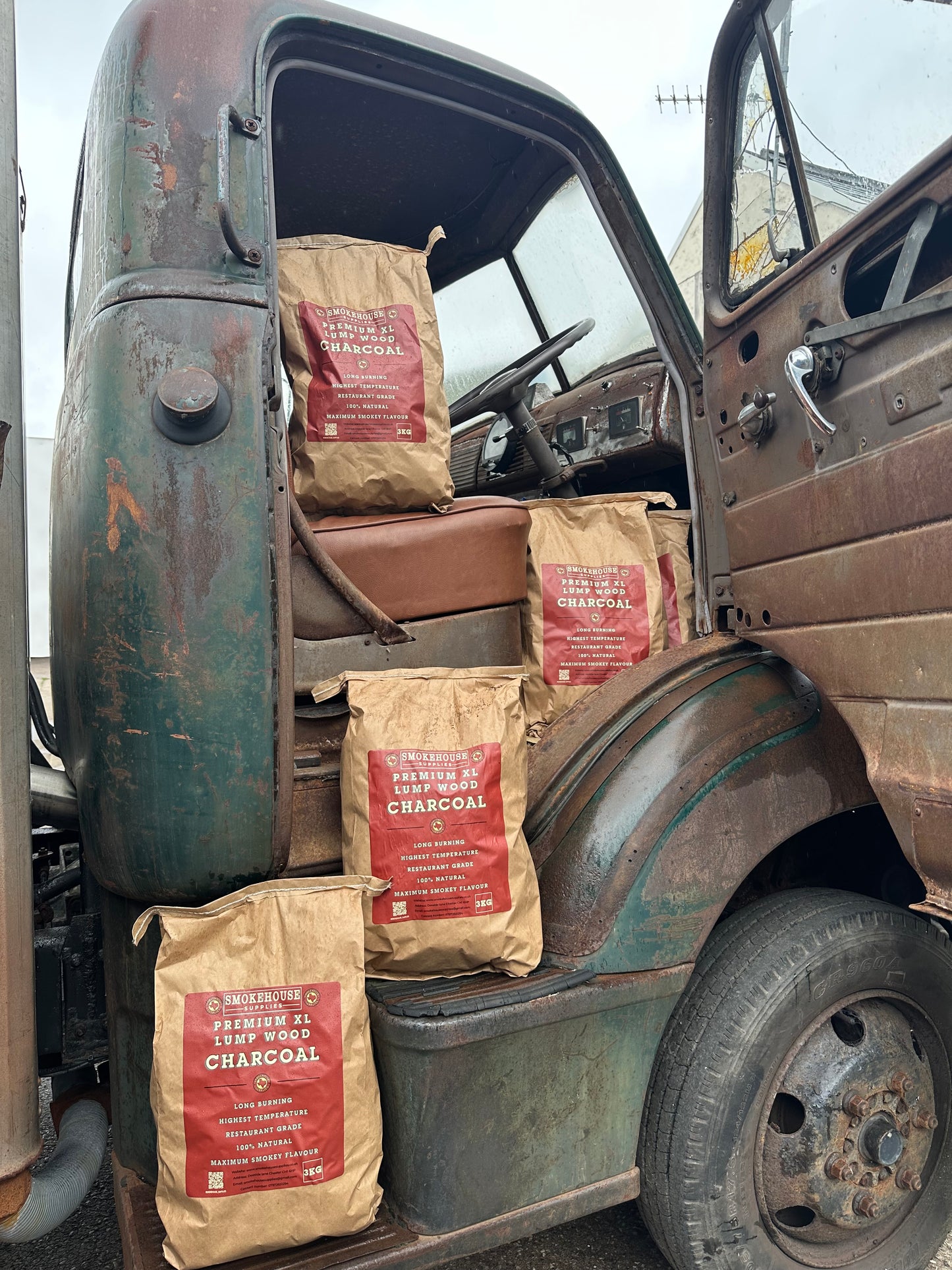 PREMIUM XL LUMP WOOD CHARCOAL