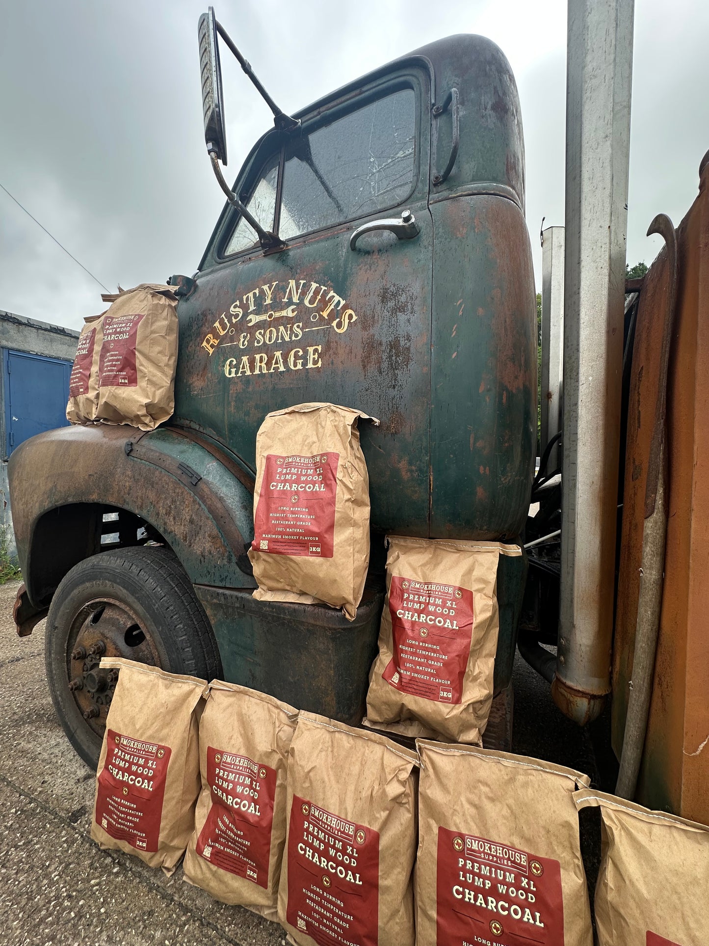 PREMIUM XL LUMP WOOD CHARCOAL